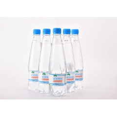 爱锶博润高端矿泉水 高端气泡水 天然苏打