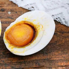 地方特产梁山水浒流油咸鸭蛋，油黄起沙麻鸭蛋礼盒团购批发 郑州