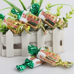 俄罗斯糖果批发巧克力三颗榛子巧克力夹心果仁威化糖零食礼包婚庆