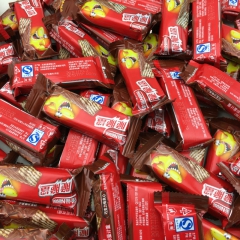 雀巢脆脆鲨威化巧克力夹心饼干整箱10斤办公休闲零食点心批发