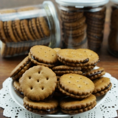 微商爆款 台湾进口 黑糖饼干 夹心麦芽糖饼干 带罐150g ...