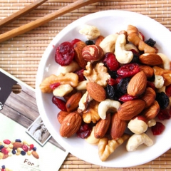 一件代发沃隆每日坚果25g综合果仁AB款干果盒装健康休闲零食...