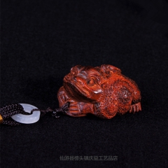 批发 开运印度小叶紫檀木雕工艺品 招财金蟾 手把件 挂件