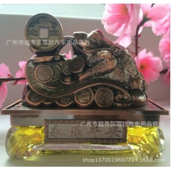 新款古铜香水座  招财蟾蜍  金蟾汽车香水  汽车用品热卖摆...