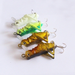 4cm3g仿真小蚂蚱蟋蟀 路亚饵淡水假饵硬饵 鲤鱼草鱼鲢庸通...