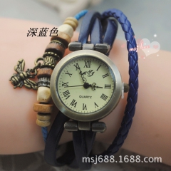 复古手链表学生表欧洲站真皮带女表朋克潮流时尚女士手链表挂蜜蜂
