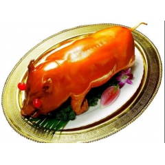 广东博罗大铜锤养殖绿色无污染香猪，是清明烤乳猪的选择食材
