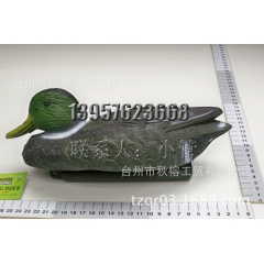 一美元超市园艺产品浮水假塑料鸭子 鸳鸯 水池喷泉装饰用的鸭子