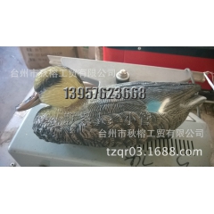 池塘装饰鸳鸯，园艺装饰鸭子，male/female公母喷水池...