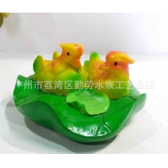 厂家水族箱玻璃鱼缸装饰造景 动物摆件 水上漂 荷叶鸳鸯