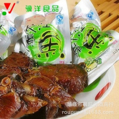 批发靖江休闲零食品 骥洋御品熏鱼 长江草鱼 独立小包装 10...