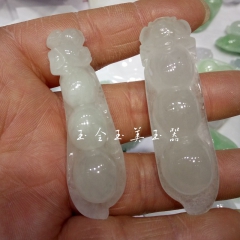 缅甸翡翠冰种四季豆 冰孺种四季豆 四季发财挂件 广州四会玉批...