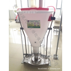 优质节水耐用的养猪设备 猪用食槽 干湿喂料器联系毛丽