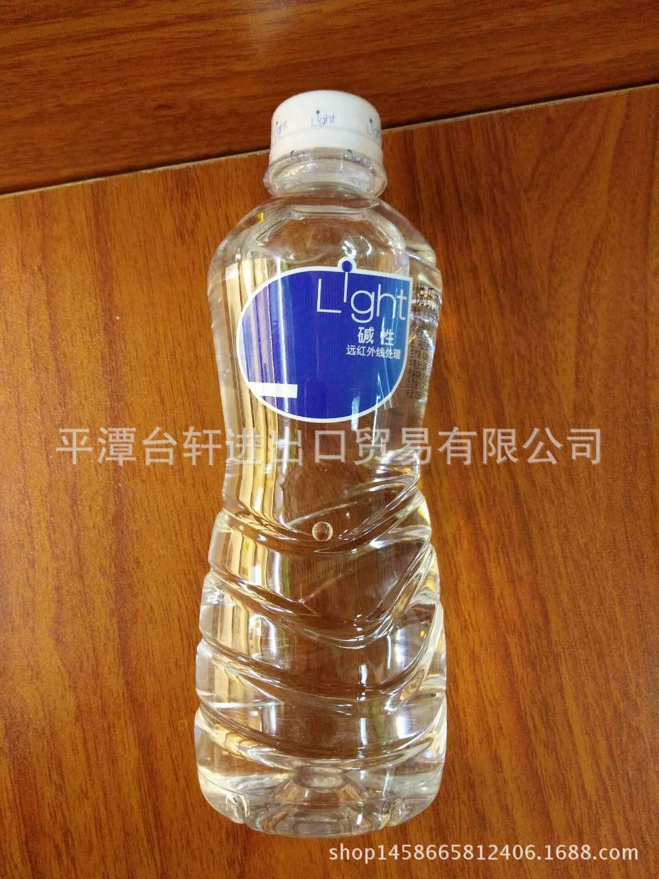 矿泉水1